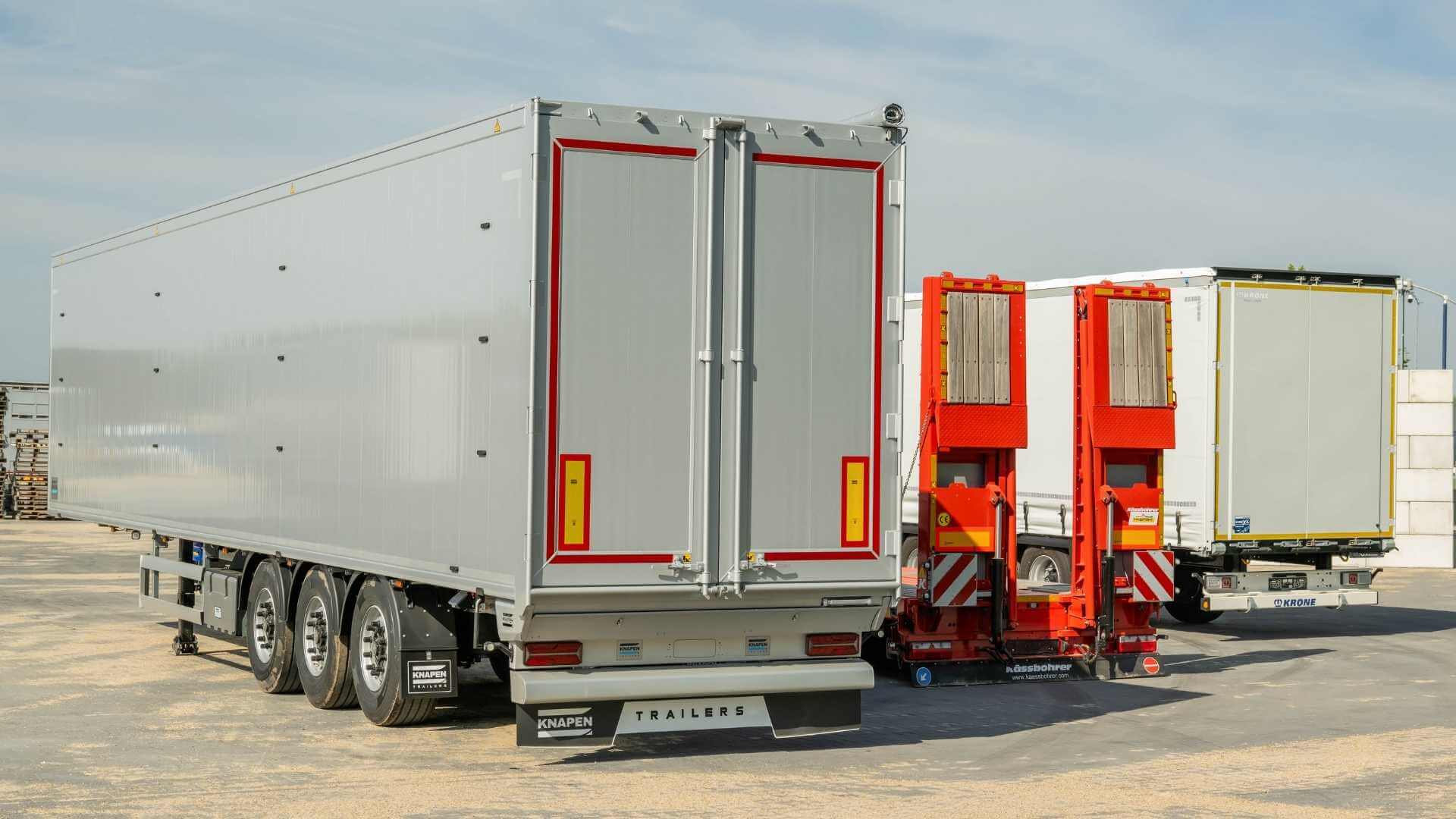 $Oplegger$ verkopen 7 Trailers Combination BAS World
